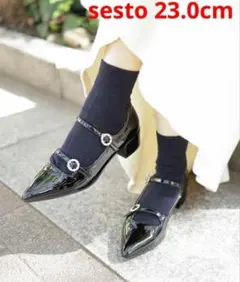 sesto セスト パンプス ビジュー ローヒール ポインテッドトゥ ストラップ