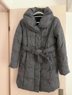 グレー ダウンジャケットのサムネイル