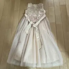 ベージュ 刺繍入り フォーマルドレス