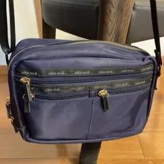 niko and... ロゴショルダーバッグ 紺　財布 ナイロンバックのサムネイル