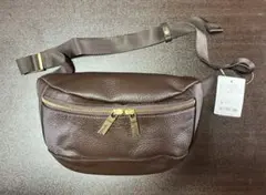 【新品タグ付】サマンサキングズ　ブラウン　ボディバッグ　ウエストポーチ　レザー