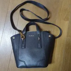 FURｌAのショルダーバッグ