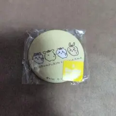ちいかわ　サンリオコラボ　缶バッジ