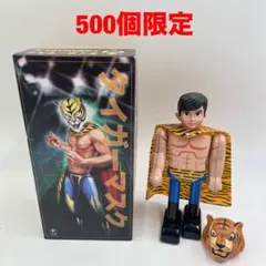 メーカータカトク　タイガーマスク大型ブリキ自動車　ジャンク メーカータカトク タイガーマスク大型ブリキ自動車 ジャンク