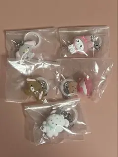 サンリオ ゆるっとめじるしアクセサリー ふわふわスノー