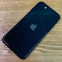 A6867 iPhone SE 第2世代（SE2） 64GB ブラック