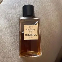 Eau de Toilette N°5 シャネル5番　50m