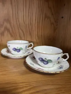 リチャードジノリ　ベッキオフルーツ　プラム柄ティーカップ・ソーサー2セット