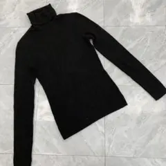 UNIQLO セーター タートルネック ウール 黒 リブ編み Mサイズ