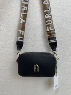新品未使用 FURLA フルラ ショルダーバッグ カメラバッグ ブラック