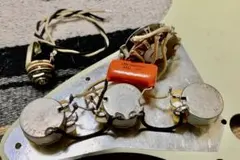 Item thumbnail for item 1dee072e-aa6f-4253-b906-316a7eca1d78