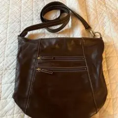 ブラウンレザー ショルダーバッグ
