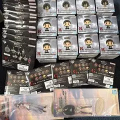 一番くじ 進撃の巨人 ちょこのっこ19個 アクスタ チャーム 缶バッチ