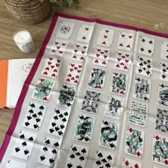 HERMES　エルメス　カレ90　ジュドゥカルト　トランプ柄　シルクスカーフ