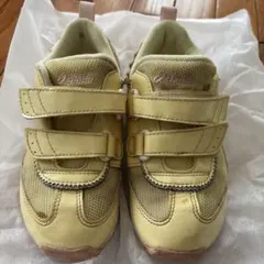 asics 子どもスニーカー18cm