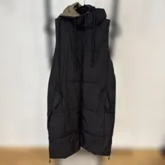 ZARA フード付き黒ダウンベスト ロング丈　リバーシブル