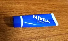【NIVEA】ニベア 花王 スキンケアクリームのサムネイル