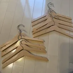 イケア　IKEA キッズ　子供用 木製ハンガー 10本