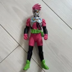 仮面ライダーエグゼイド ソフビ フィギュアのサムネイル