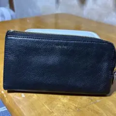 レザー製 黒 長財布