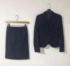 コムサイズム スカートスーツ S W60 黒 就活 未使用に近い