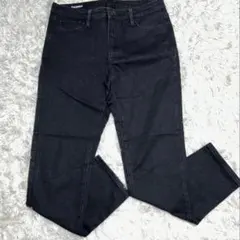 Item thumbnail for item 769f679d-ee03-4e5b-9966-bffe45a20170