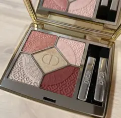 【超美品】ホリデー限定 Dior サンククルール643 ゴールデンマスカレード