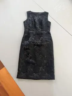ANNE KLEIN ノースリーブワンピース ブラック 花柄のサムネイル