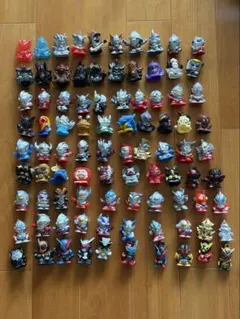 指人形（ウルトラマン、仮面ライダー）　全90個まとめ売り