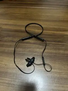 beats X 付属品有り Beats by Dr.Dreのワイヤレスイヤホン、Beats Xのご紹介です。