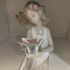 リヤドロ　Butterfly treasures女性像 花　未使用品