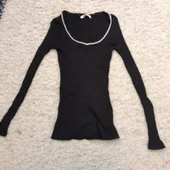 Bou Jeloud ブラック長袖リブトップス