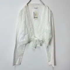 テチチ　新品・未使用　シャツ　ショート丈　ブラウス　ホワイト　Mサイズ