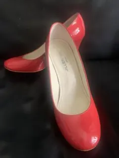 JILL STUART　かわいいピンク色のエナメルパンプス（22.5cm）