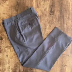 グレー スラックス バックポケット付き