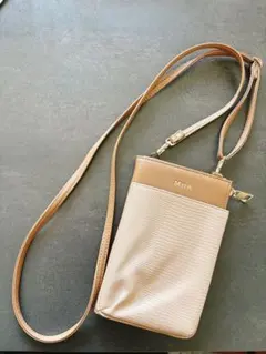 美品♡MiiA スマホショルダーバッグ　ベージュ