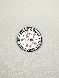 SILLY GOOSE ON THE LOOSE CLUB ピンバッジ鴨　ダック