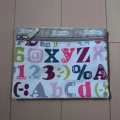 LeSportsac レスポートサック ポーチ アルファベットのサムネイル