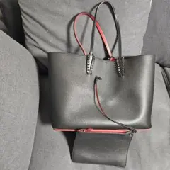 CHRISTIAN LOUBOUTIN Cabataトートバッグ ポーチ付き！のサムネイル