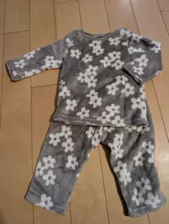 花柄モコモコパジャマ 　80