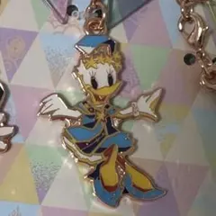 ディズニー　40周年　ドリームゴーラウンド　チャーム　デイジー