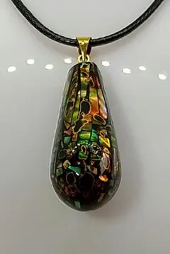 ９０個販売突破記念　螺鈿ペンダント　ネックレス　ピアス付(Jー４)