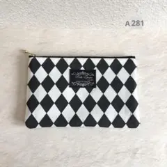 ハンドメイド＊フラットポーチ＊ブラック＊ダイヤ柄＊内布グレー