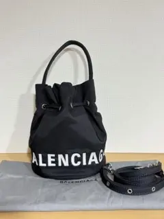✨極美品✨バレンシアガ　バケットバッグXS 　2wayハンド　オールレザー　黒 ✨極美品✨バレンシアガ バケットバッグXS 2wayハンド オール