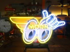Moon eyes ムーンアイズ ネオンサイン 世田谷ベースアメリカンダイナー