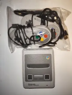ニンテンドー クラシックミニ スーパーファミコン 美品