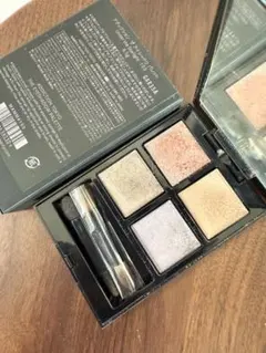 アディクション アイシャドウ　103 Under the Starlight