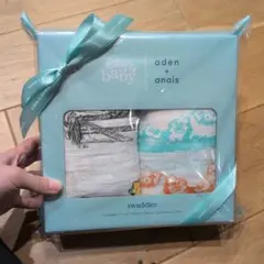 aden + anais プーさん　ディズニーおくるみ2枚セット