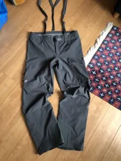 2025年最新】arc'teryx スキーパンツの人気アイテム - メルカリ
