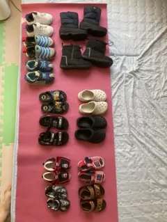 キッズシューズセット（ブーツ、スニーカー、サンダル）